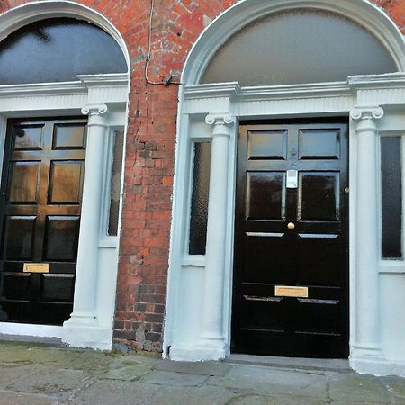 Rock Hotel Dublin ダブリン エクステリア 写真