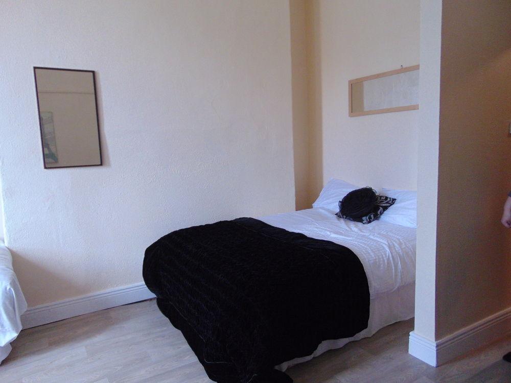 Rock Hotel Dublin ダブリン エクステリア 写真