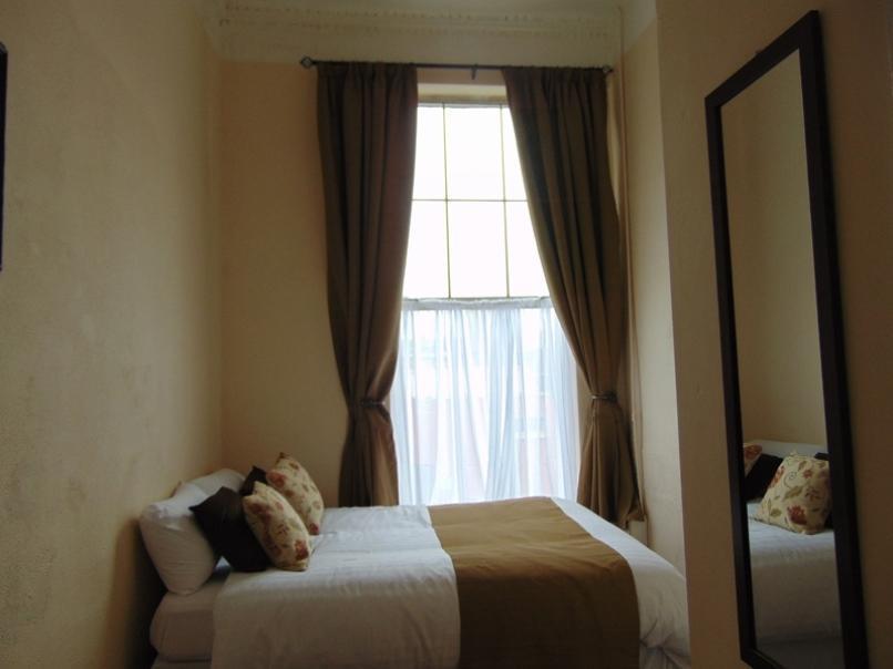 Rock Hotel Dublin ダブリン エクステリア 写真
